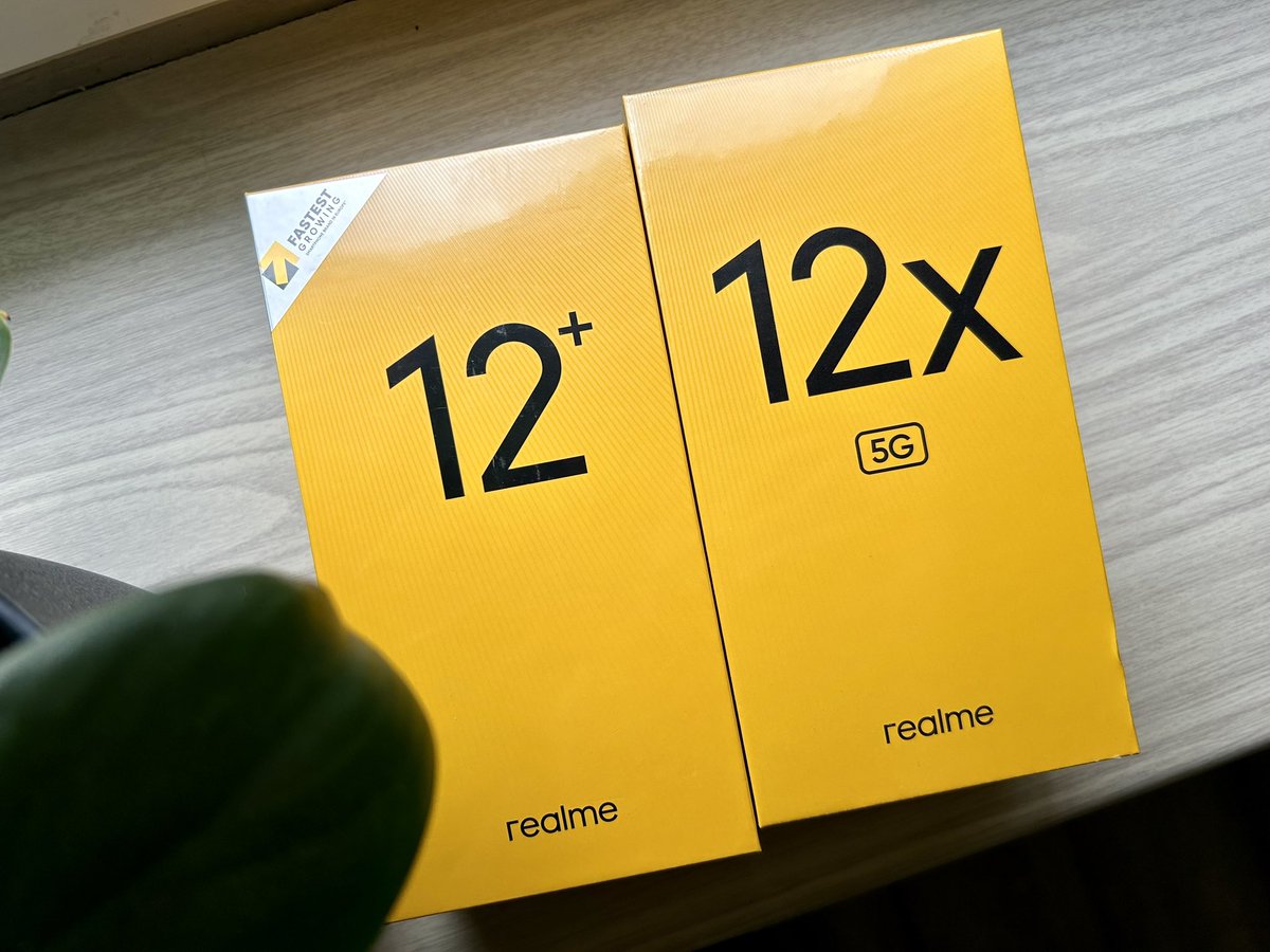 To będzie #recenzja na wariackich papierach 🤯 #realme12pro i #realme12proplus 🤩 Tekst (lub teksty) pojawią się na @cat5pl 

#współpracarecenzencka