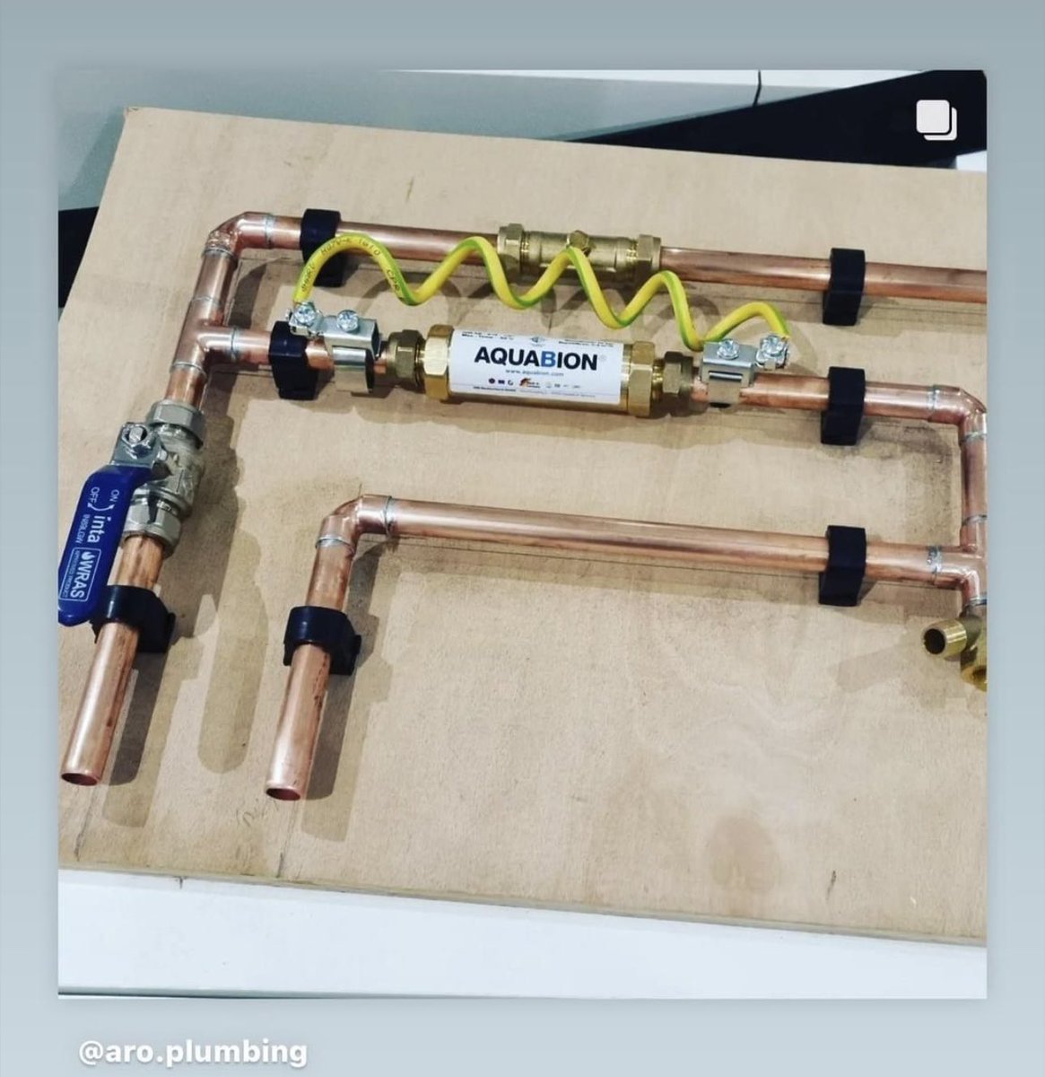 AQUABION limescale installation preparation done by @aro.plumbing
Perfect result. Customer is happy. 
#aquabion #alternative #watersoftener #installation #plumbing #plumbing #protection #sustainable