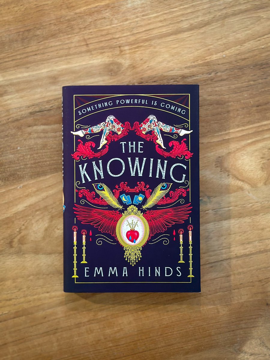 Happy #LesbianVisbilityDay, the perfect opportunity to spotlight #TheKnowing, the spellbinding gothic debut by @EmmaLouisePH ✨   ‘If you love Sarah Waters and dark historical fiction, you will no doubt be hooked.’ - @DIVAmagazine   Order now 👉 uk.bookshop.org/p/books/the-kn…