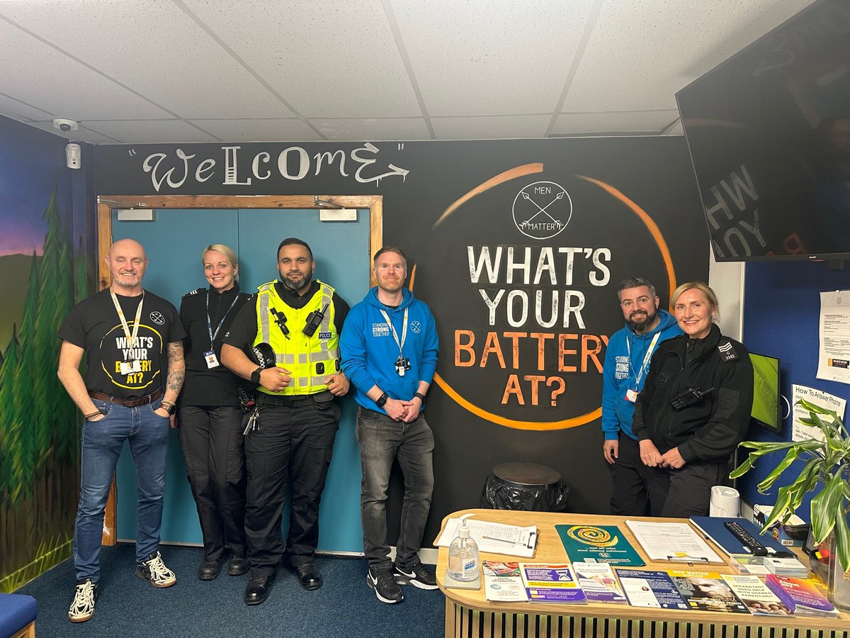 This week, Sgts Eaton, Bashir and Shivas attended at @MenScotland engaging with staff about the positive work they do around raising awareness for mental health struggles in men across Scotland. Thank you for having us! #whatsyourbatteryat
