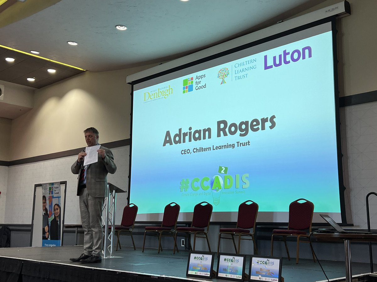 Aaliyah and Azzahra from @DenbighHigh and @ChilternLT CRO @AJRAllModCons officially opening todays #CCADIS Climate change and digital innovation summit.