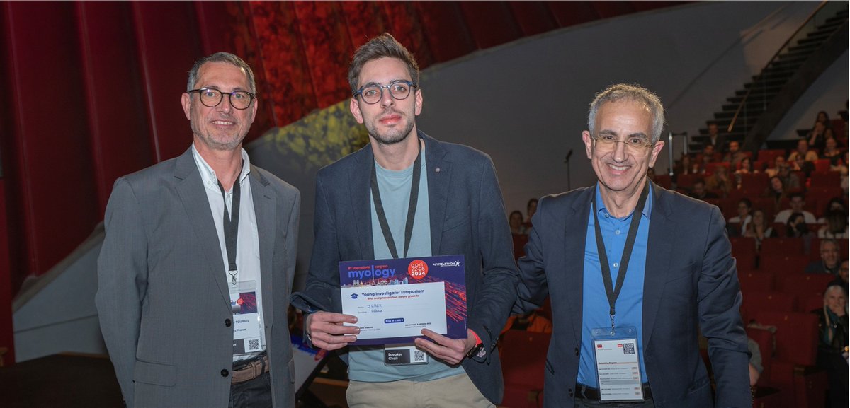 📢[#MYOLOGY2024]
🏆Yesterday, during the Young Researchers Awards Ceremony, Abbass Jaber, Ph.D. student at Genethon, has been rewarded for the best oral presentation ' The damaged lysosome is a therapeutic target for combined therapy in Duchenne muscular dystrophy'.