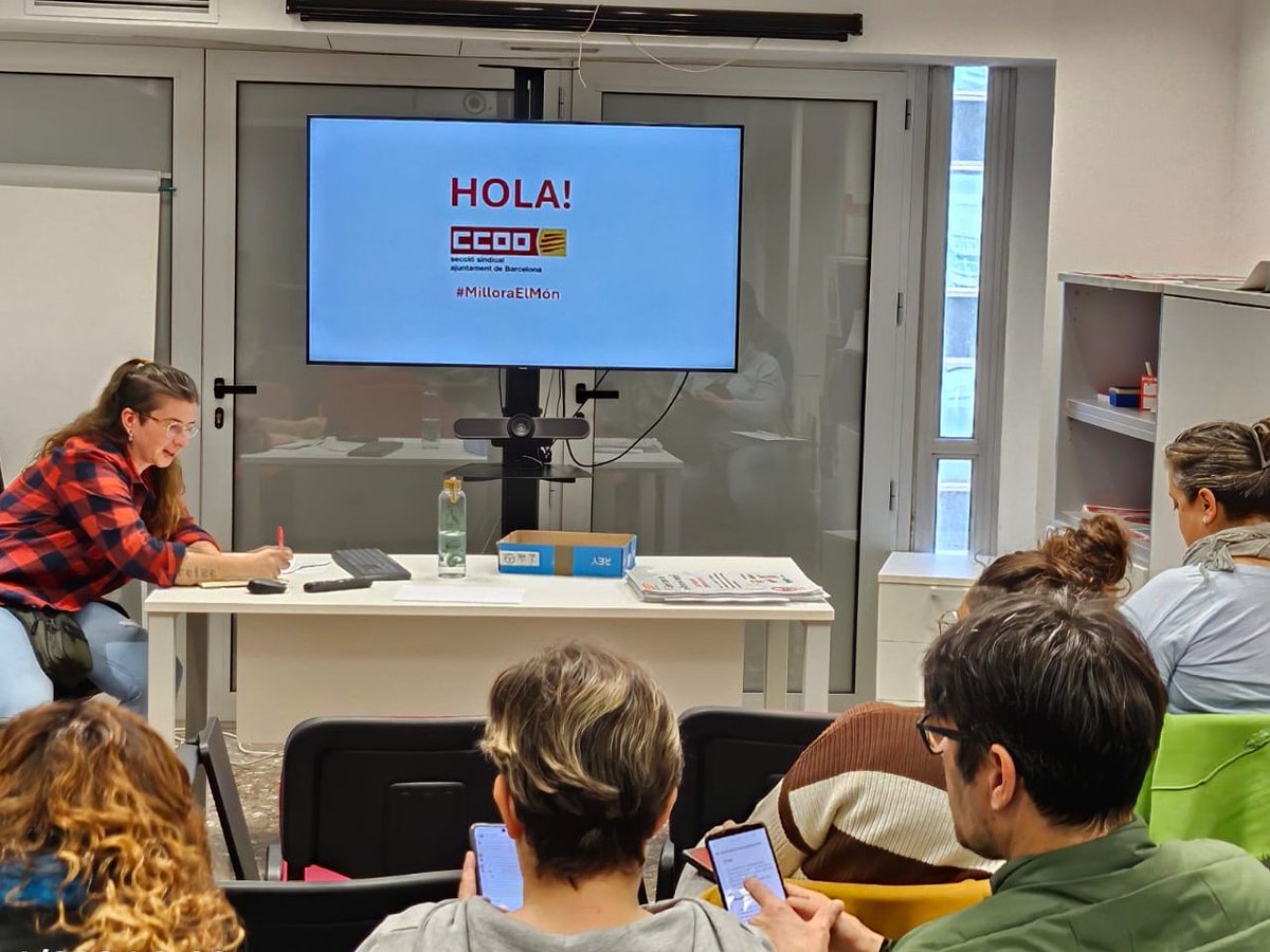 ⭕ CCOO AJT BCN (@ccooajtbcn) on Twitter photo Hem celebrat plenari de delegats i delegades de <a href="/ccooajtbcn/">⭕ CCOO AJT BCN</a> amb la consigna:"Gent com tu millora el món!"
#MilloraElMón Hem celebrat plenari de delegats i delegades de <a href="/ccooajtbcn/">⭕ CCOO AJT BCN</a> amb la consigna:"Gent com tu millora el món!"
#MilloraElMón