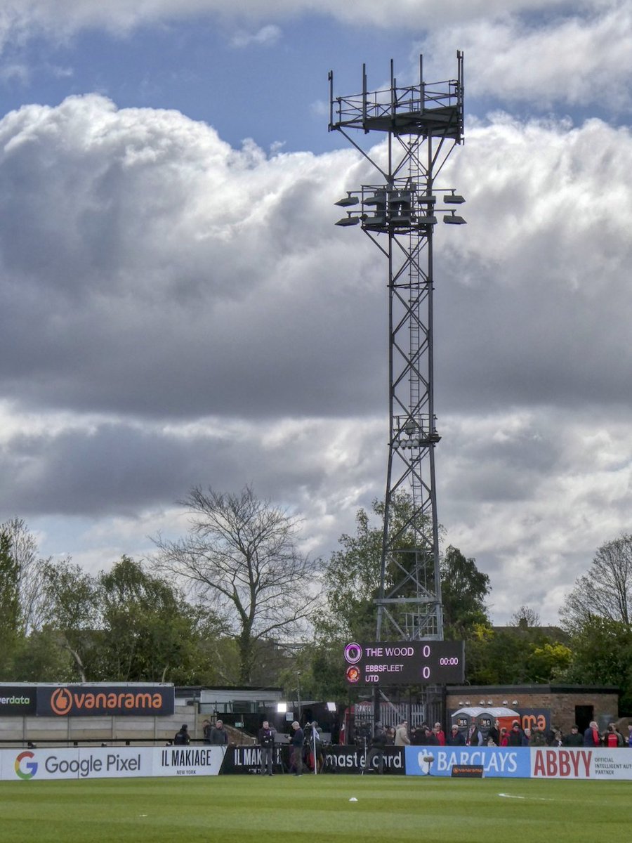 #floodlightfriday Meadow Park, Boreham Wood FC