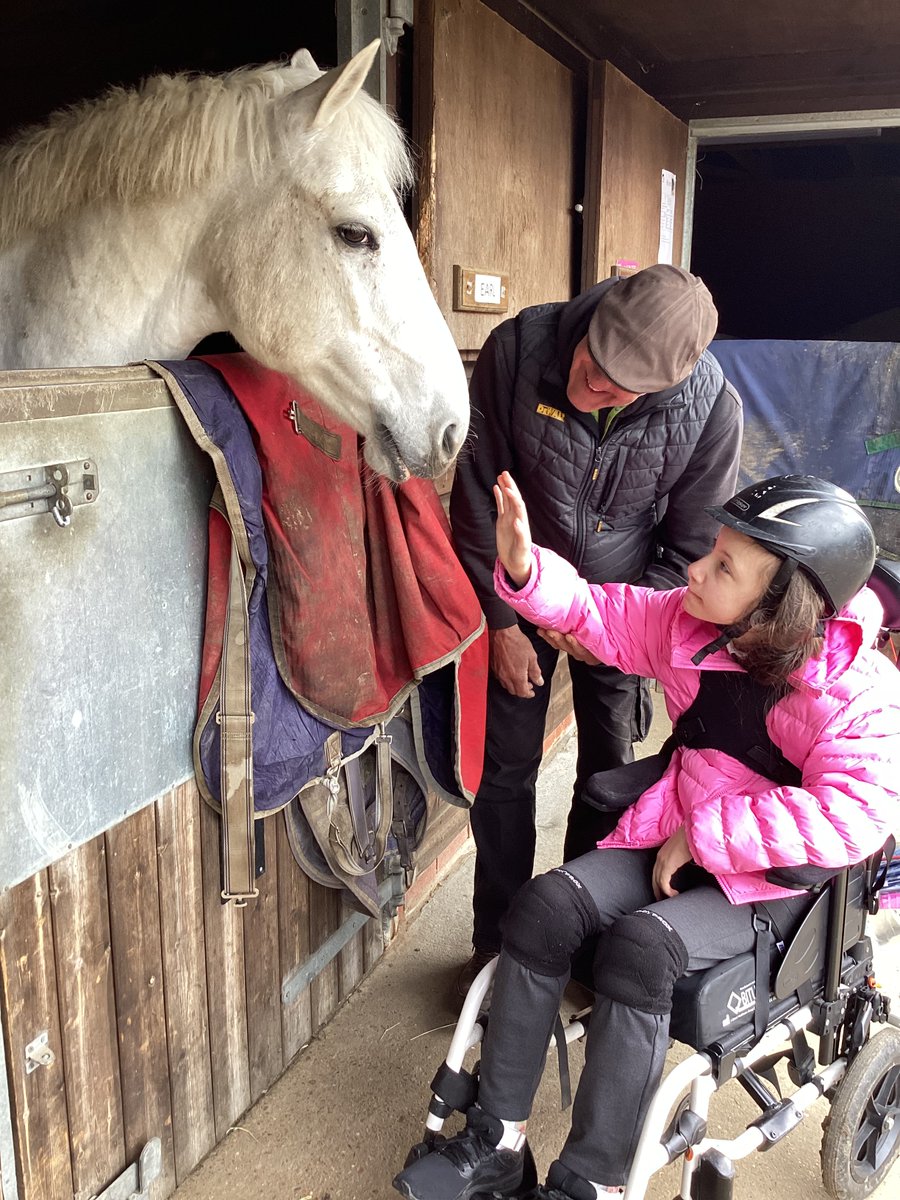 Last week Simmonds class really enjoyed visiting the horses at @reach_hippotherapy 
It is a lovely day trip for our learners as they get to build up their confidence with the horses, before riding them. #horseriding #reach #schooltrip #senschool #pmld