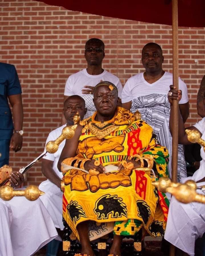 GOD SAVE THE KING 👑 LONG LIVE THE KING 👑 LONG MAY HE REIGN! #Opemsuo@25🖤💛🤍💚