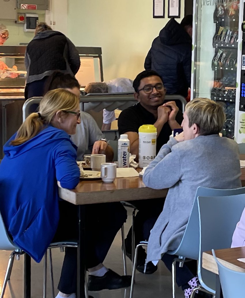 thank you so much to <a href="/stevespademagic/">Spade</a> , exemplary magician, for entertaining our staff <a href="/StJohnsHospLmk/">St. John's Hospital, Limerick</a>  during breakfast on national Health and Wellbeing day