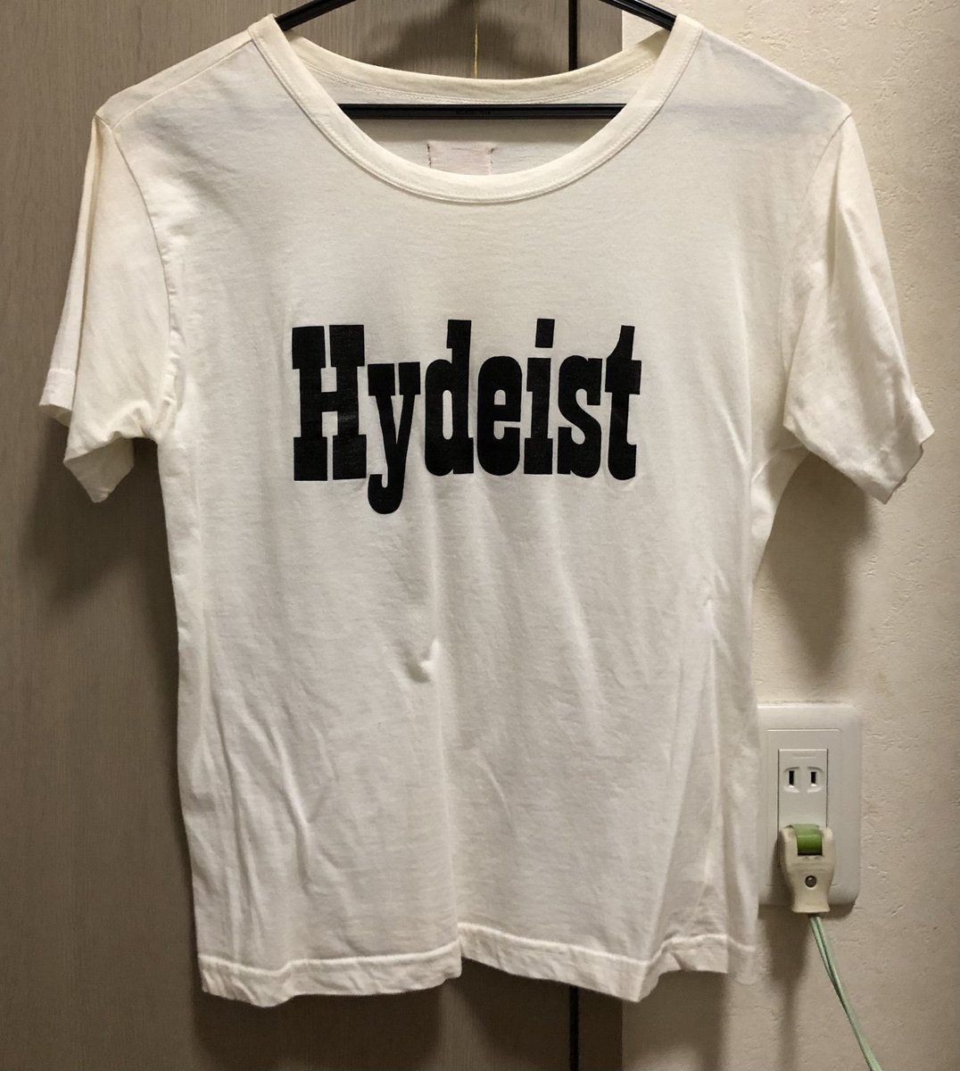 TシャツはHYDEさんの手書きの絵がプリントされた物や、ラルクがI.mドエルだったので、I.mハイディストとか嬉しいかも笑
@HydeOfficial_ 
#HYDE 
#HYDEグッズ考案
