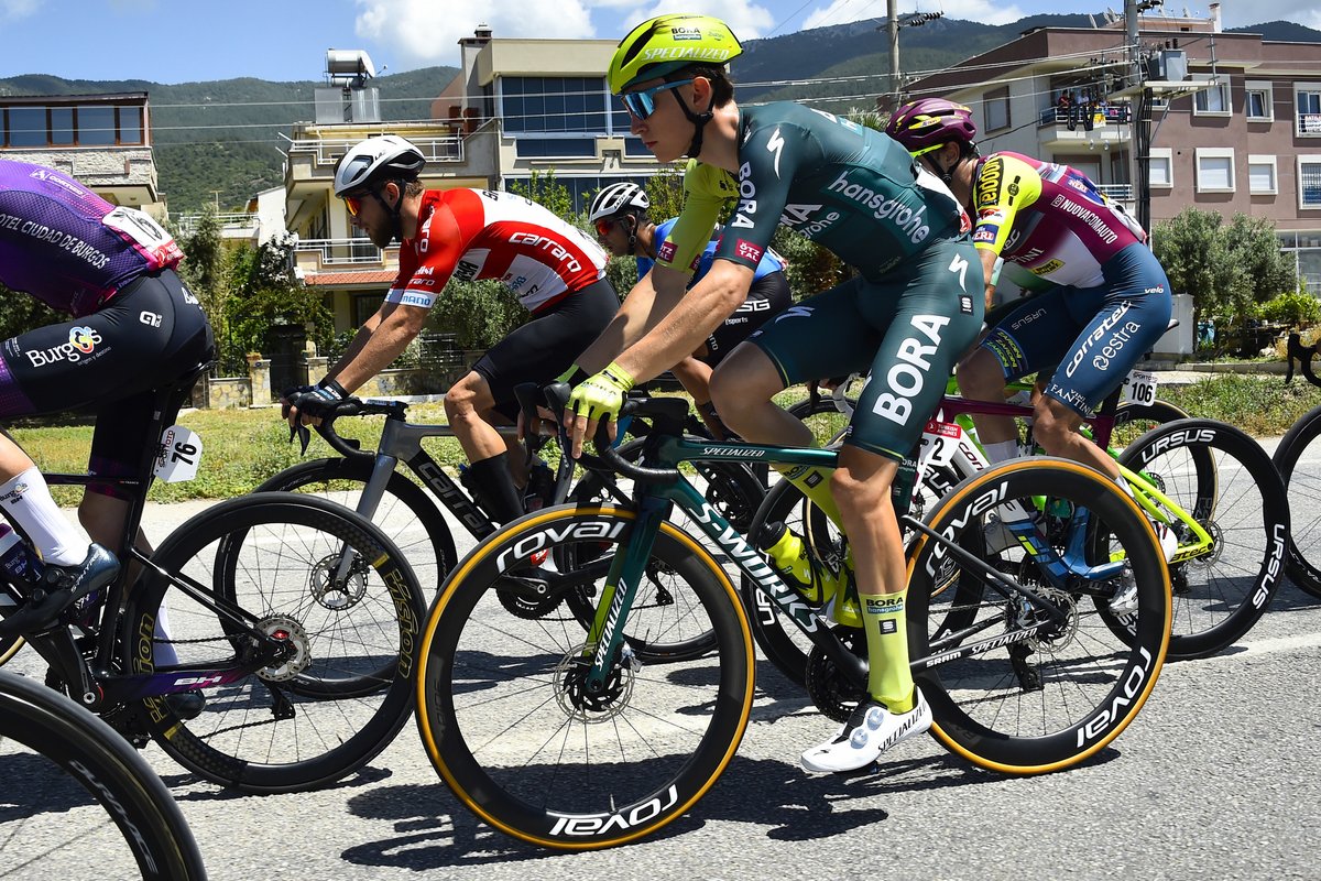 🇹🇷 #TUR2024 The only mountain finish at this year's Tour of Turkey. Young #BORAhansgrohe talent Alexander Hajek claims 9th, just 16 seconds behind the winner Frank van den Broek. Alex is now 7th in the GC, 26 seconds behind the leader. 📷 Sprintcyclingagency