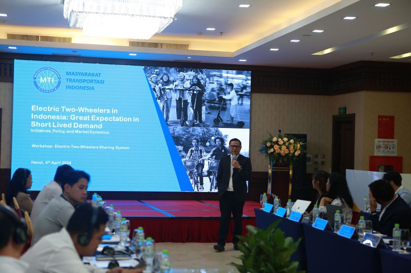 Great #SOLUTIONSplus Asia event on Advancing electric two-wheeler initiatives in #Vietnam, held on March 4th, 2024 in Hanoi! Organized by Hanoi UTT in collaboration with @UNEP @Wupperinst @cleanairasia @ULLCenter