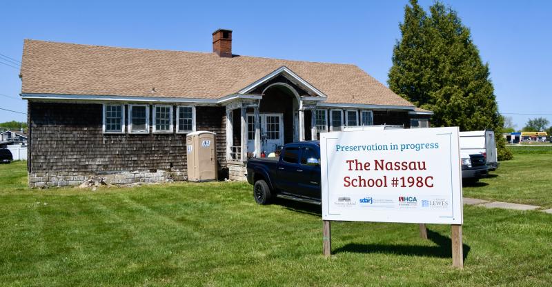 RonMacArthurCG's tweet photo. Du Pont Experiment includes African American schools https://t.co/UfYO3037tR https://t.co/tTpuSSXThl