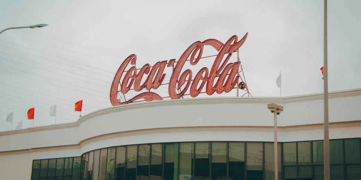 #Actualité #Cloud #IAgénérative #investissement Coca-Cola & Microsoft : l’alliance de deux géants autour du cloud et la GenAI: Les deux compagnies qui avaient annoncé un premier partenariat de cinq ans il y a tout juste quatre ans, en avril… dlvr.it/T62jVw @ActuIAFr