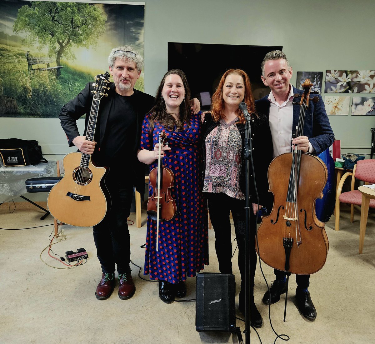 Mobile Music Machine returned to Wicklow this week, performing 6 Care Concerts in healthcare with ever brilliant @niamhkavanagh9, Drazen Derek @violyn21 Thanks to @artsoffice @creativeirl @HealthyIreland for continuing to support live arts in healthcare settings in 2024.