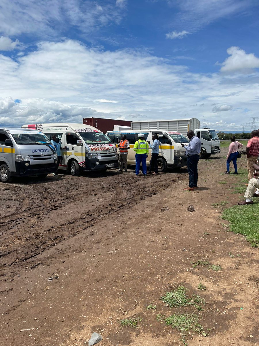 Road safety compliance checks at Gilgil along the Nakuru - Nairobi highway. 🛑Passengers can stop the needless loss of lives on our roads. 🚧Play your part, speak out against reckless driving for your own safety and that of other road users. #UsalamaBarabarani is a shared…