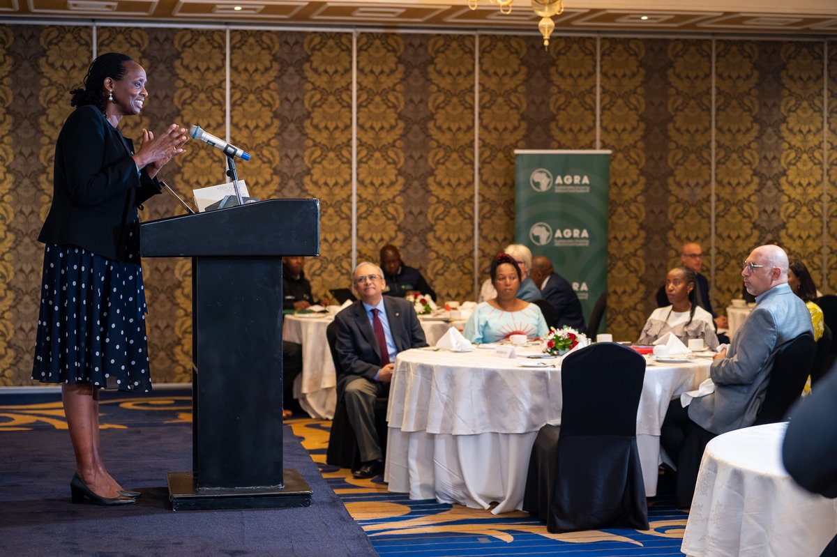 We were greatly honoured by your presence, Head of Public Service and Chief of Staff Hon. @koske_felix at the AGRA Board & Partners Roundtable. You did reaffirm that AGRA's vision aligns with GoK's BETA PLAN. Thank you. #FoodSystems | #SustainableFarming