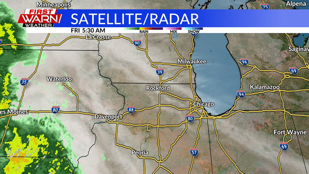 Now that, THAT is how you start off a Friday! 🤩 But you know what they say... 'red sky in the morning, sailors take warning'. Join Jorge and I for the latest on this weekend's thunderstorm chances! #ILwx #WIwx @MyStateline