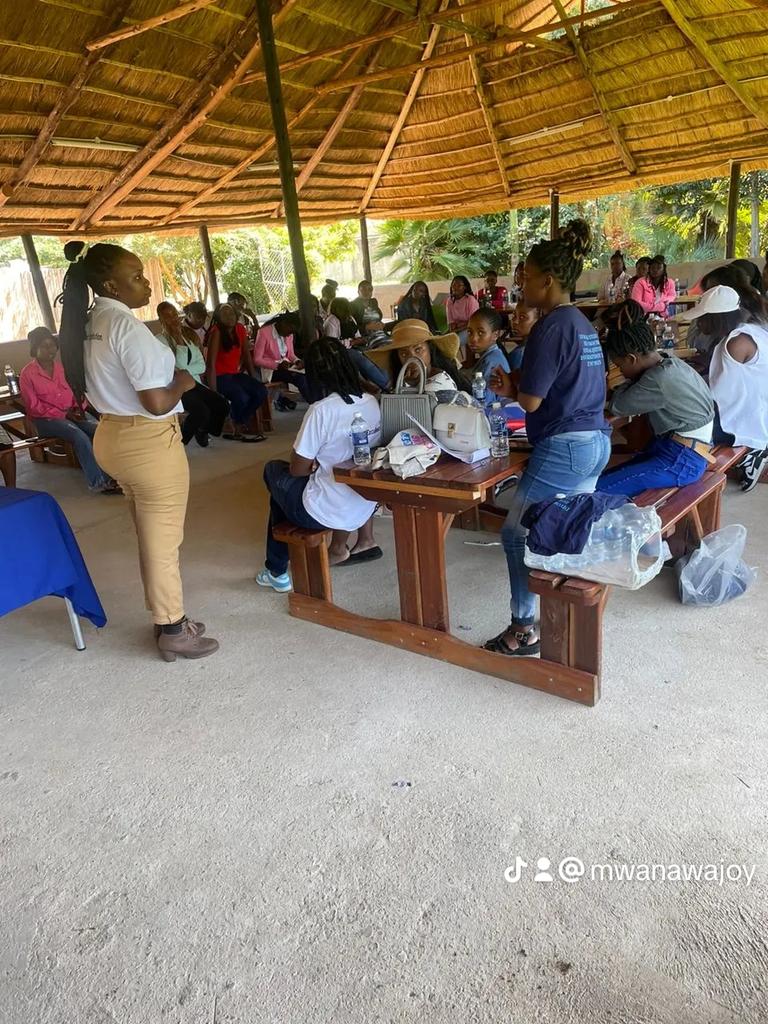 JCourtCounsel's tweet photo. Junior Court Council facilitated on HUMAN RIGHTS AND WOMEN'S RIGHTS at the ZINASU Female Students Summit.  Gender inclusion is very key in the development of a progressive nation.
#KnowYourConstitutions
@FalasZimbabwe @ZinasuUz @Zinasuzim @ZILSA2022 https://t.co/7TzkAoGQH1