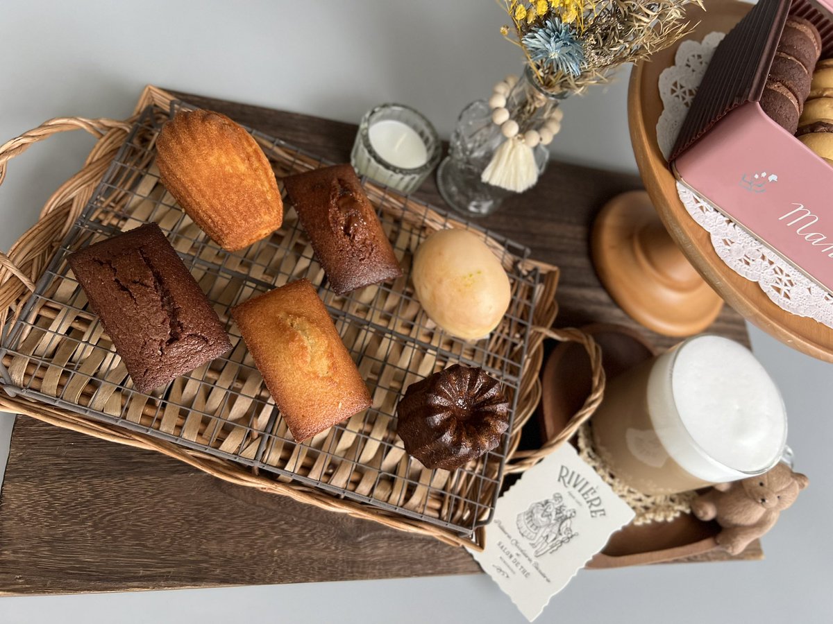 Ami's Home Cafe〜おうちカフェ〜 (@amis_home_cafe) on Twitter photo リビエールさんのお菓子。 リビエールさんのお菓子。