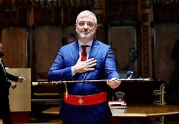 joan200011's tweet photo. Salvador Illa: "És indignant aconseguir el poder al preu que sigui"  Cert, Illa, fer alcalde Jaume Collboni amb els vots del PP, va ser indignant. Quins collons teniu !!! https://t.co/9RqBosaw8f