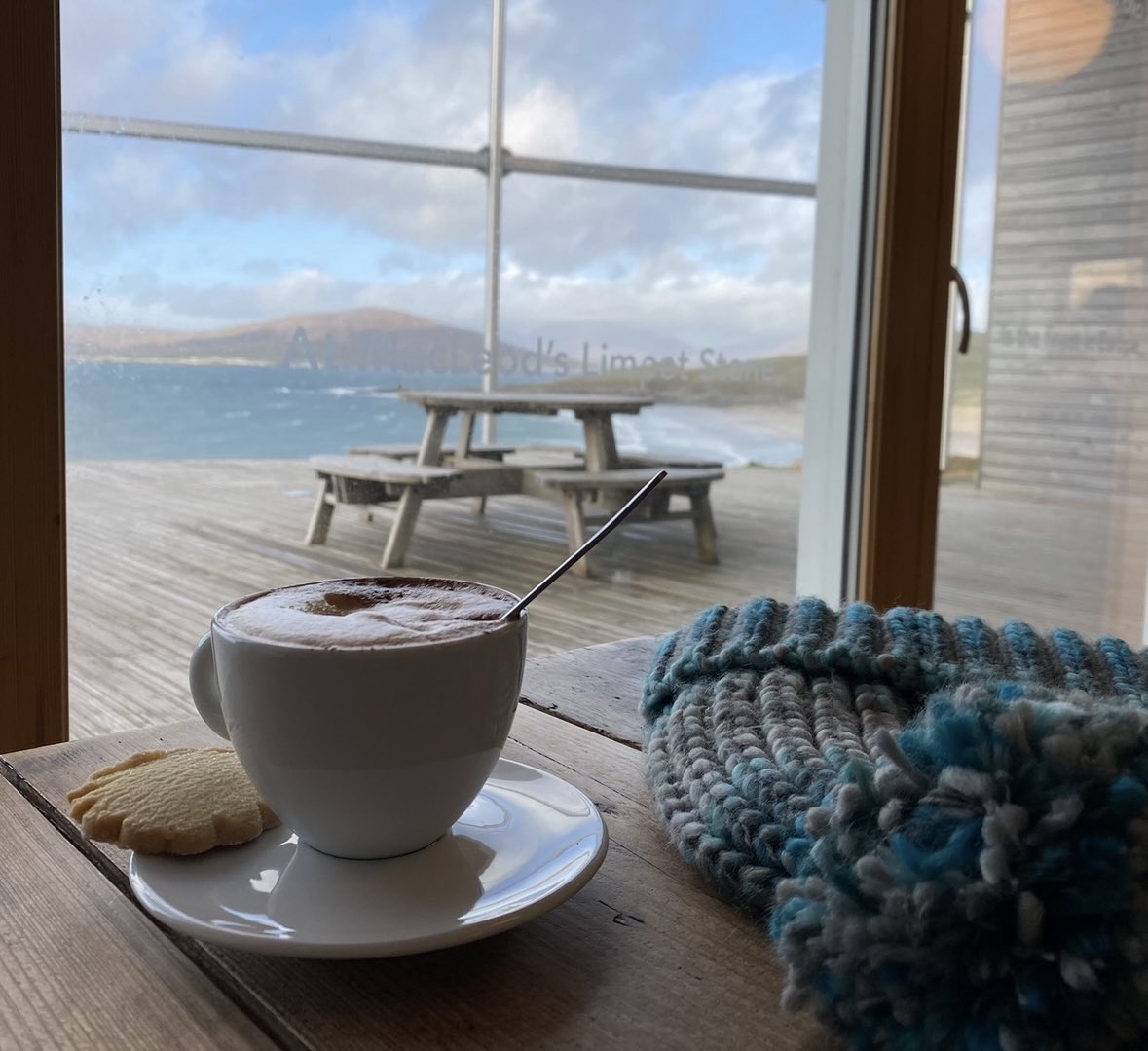 Shepherdess ~Isle of Harris Tours .. Morning dips.. optional .. Coffee and shortbread after a must .. for more information to join us .. visit my website.. link 🔗 in bio above .. ⬆️ email 📧 or DM 🙏