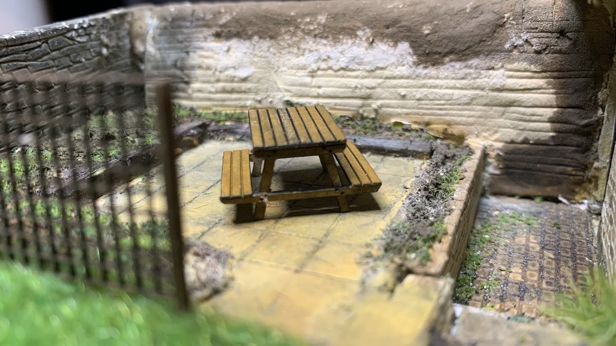 Alright, I’ve just ordered £30 worth of laser materials. Anyone want their own tiny picnic bench for their desk? £5 at 1:76 scale. (Model thatched house not included)