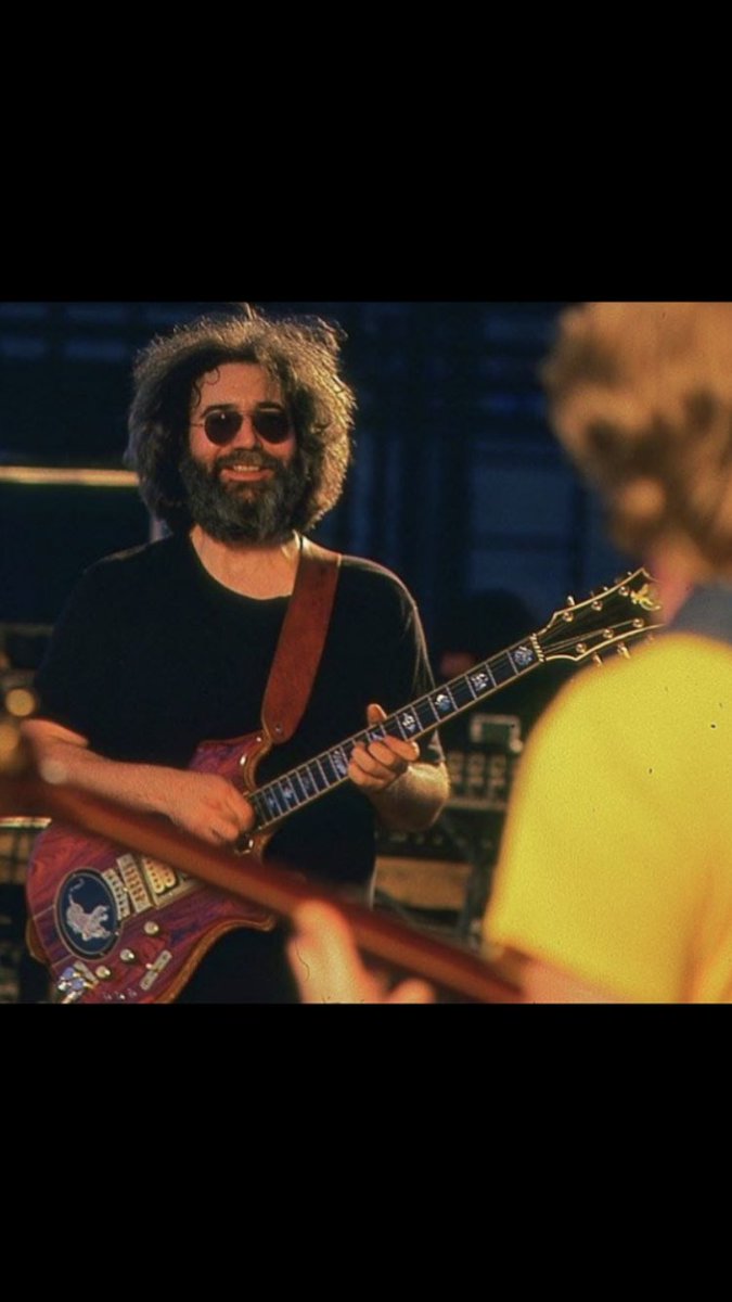 🌹TJIF Happy Friday Deadheads 😊 peace ✌️🕊️🎶🌹🐻‍❄️🐦‍⬛🎸🐺😎