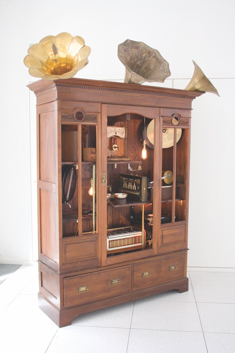 Long live <a href="/cybraphon/">cybraphon</a> 

youtube.com/watch?v=uw5zX0…