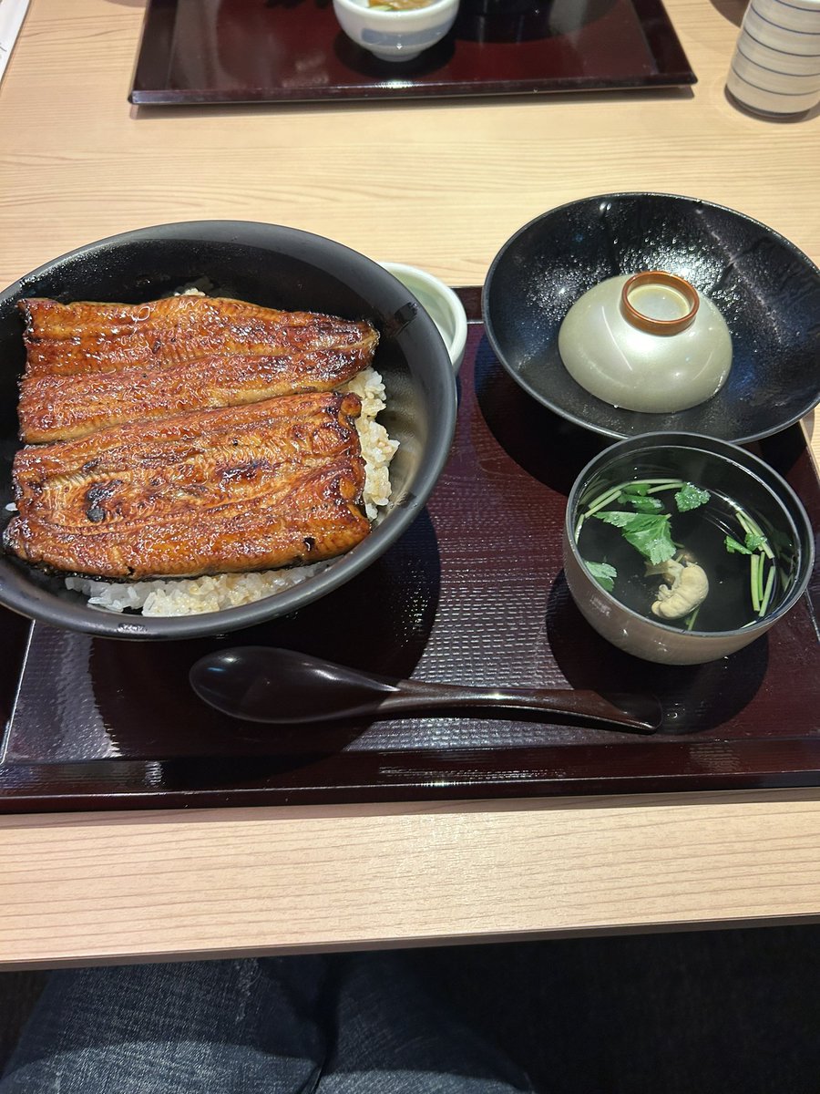 re_arakiba's tweet photo. 贅沢な旅行でした🙄
夜は田舎すぎて何もできなかったけど笑 https://t.co/EBA1yzMcli