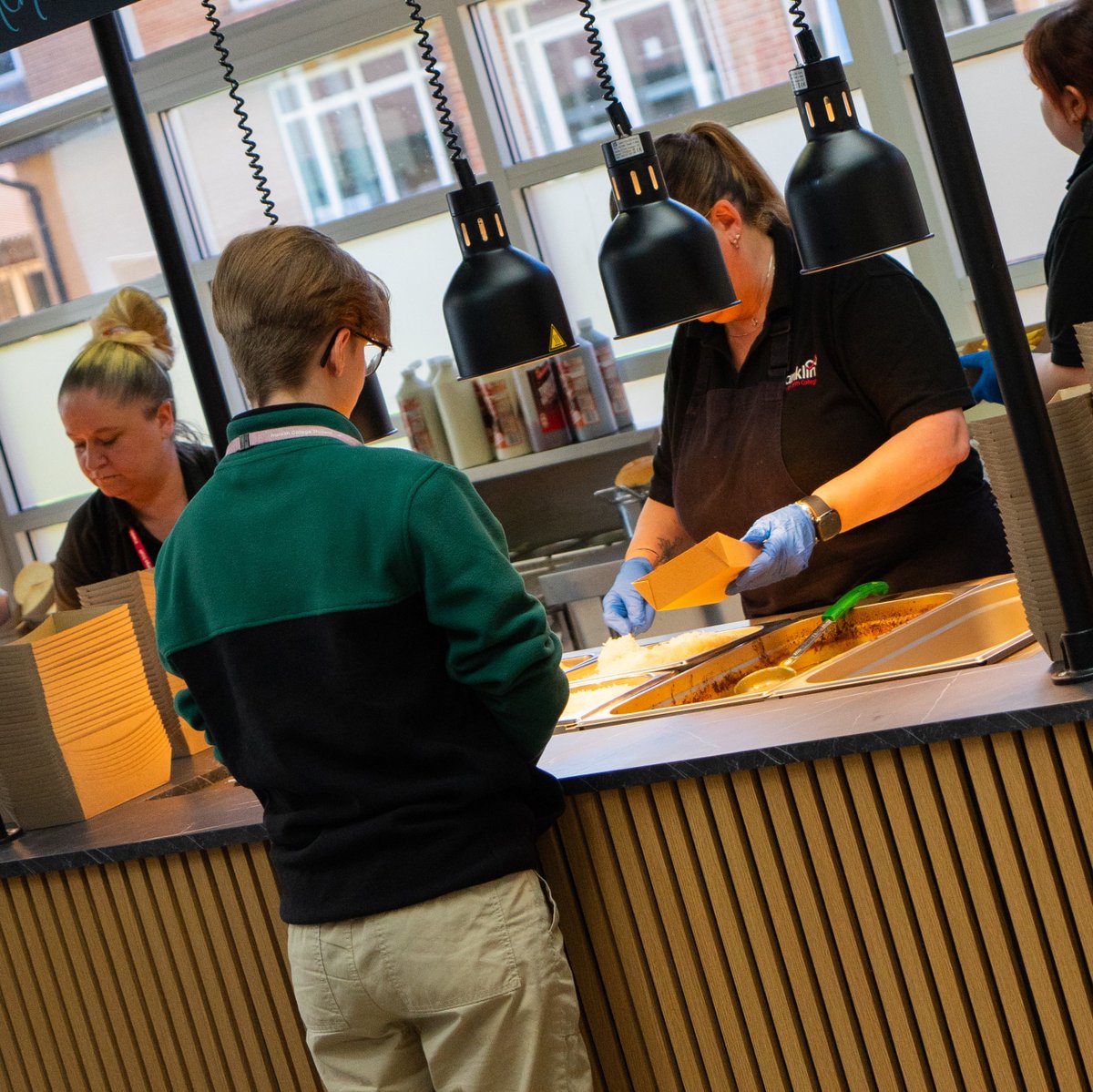 Craving a delicious meal while catching up with friends or your studies? 🍽️ Look no further than The Buzz! Offering everything from handmade pizza, burgers, pasta and more! #SeeYourFuture