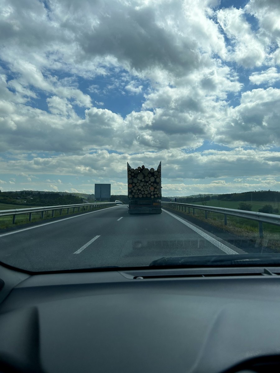 Gabuxya's tweet image. Z tohohle mám doživotní trauma!