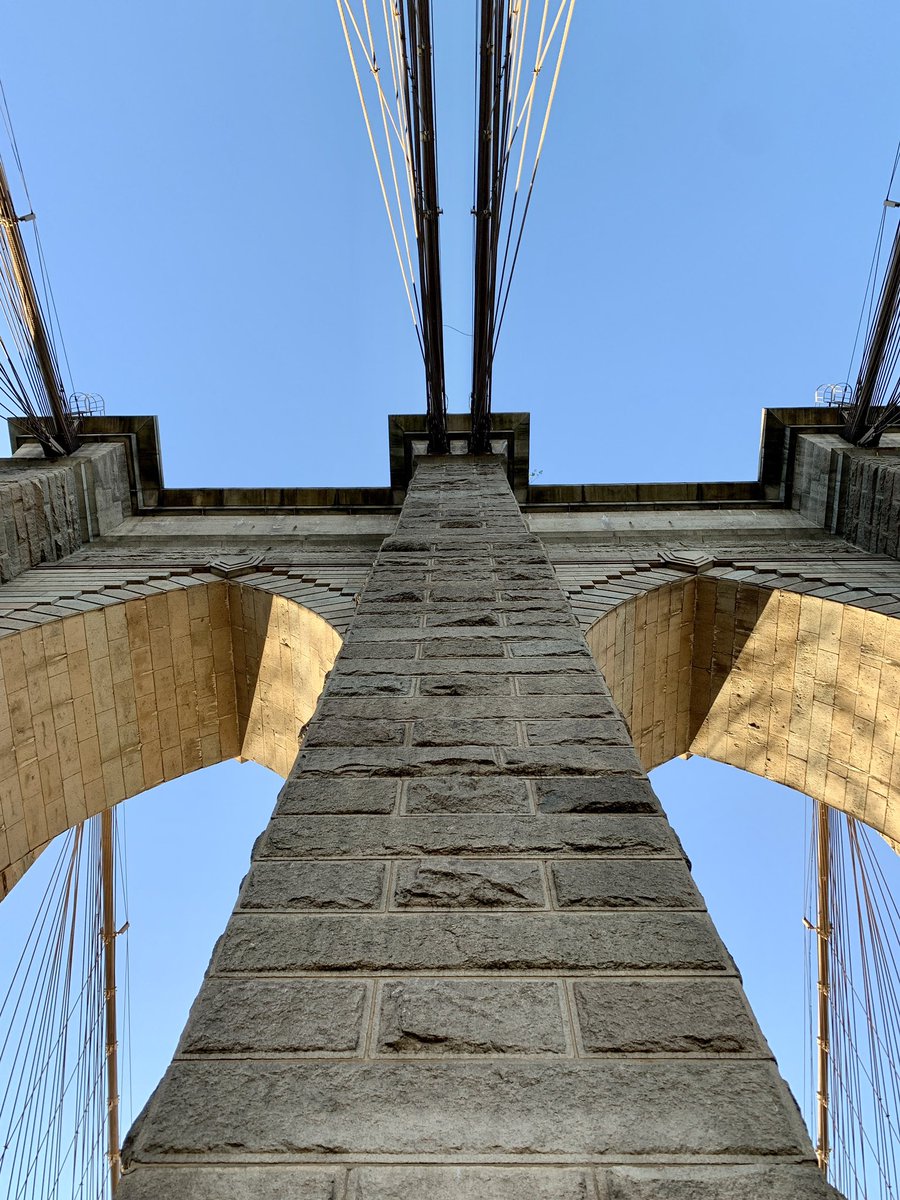 Brooklyn Bridge 🆙