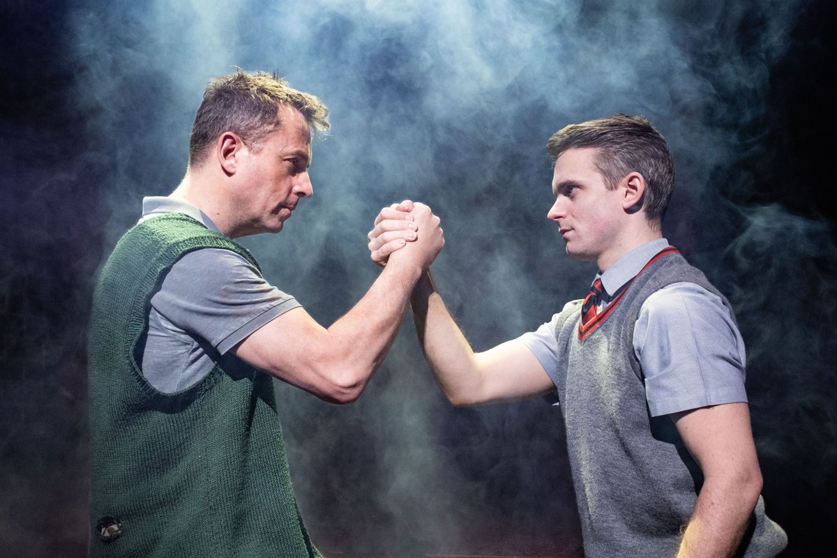 🎵Tell me it's not true 🎵It's the final week of @BloodBrothers spring tour this week & tickets are selling FAST at @brumhippodrome ! Birmingham, we open TOMORROW NIGHT - best availability Wed & Thurs nights! 🎫🎫⬇️ birminghamhippodrome.com/calendar/blood…