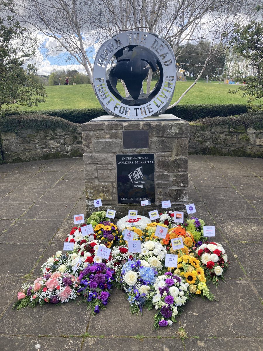 We gathered together today in Balbardie Park in Bathgate under the cherry blossom - trade unionists and political party Cllrs, Martyn Day MP and local primary school children as part of International Workers Day commemorations - ‘Mourn the dead - fight for the living’ #IWMDay24