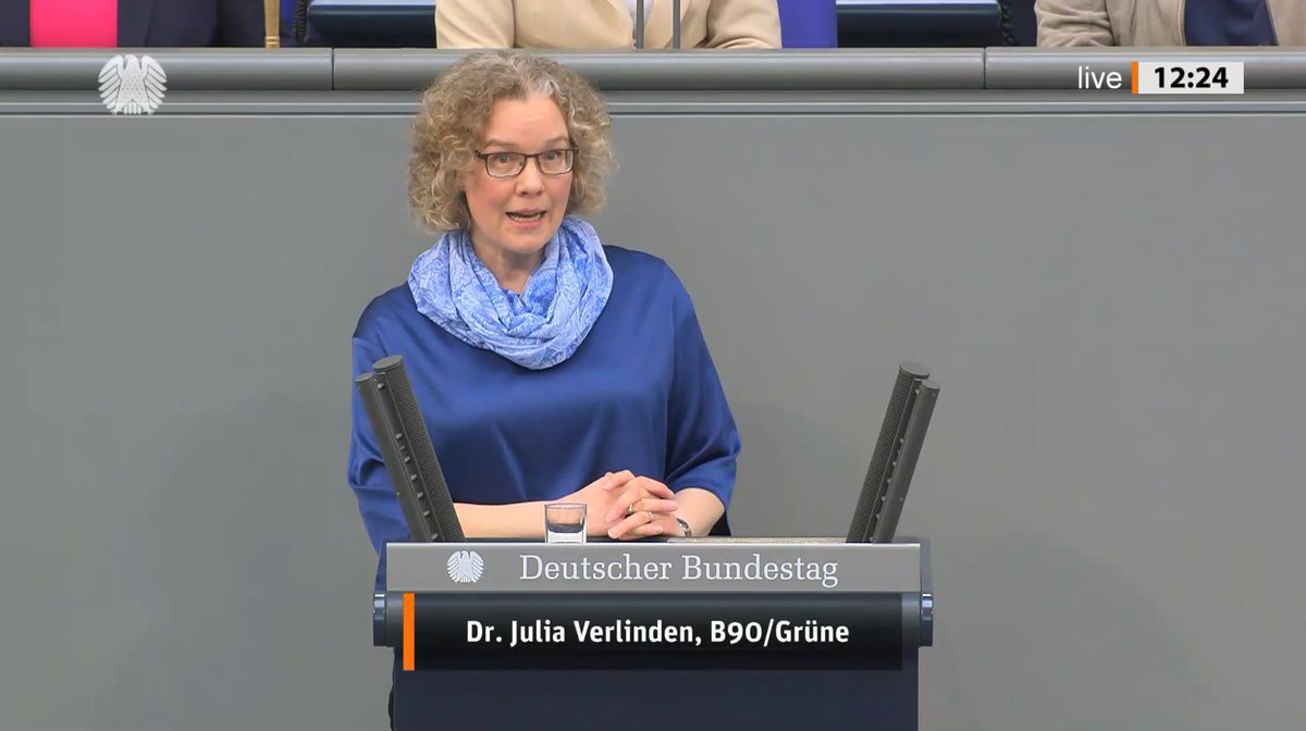 .@julia_verlinden zum #Klimaschutzgesetz: Erstmalig haben wir das ambitionierte Ziel für 2040 scharf gestellt: Jährlich wird überprüft, ob wir auf auf dem Weg zur Klimaneutralität sind & die beschlossenen Maßnahmen ausreichen. Wenn nicht, muss nachgesteuert werden!