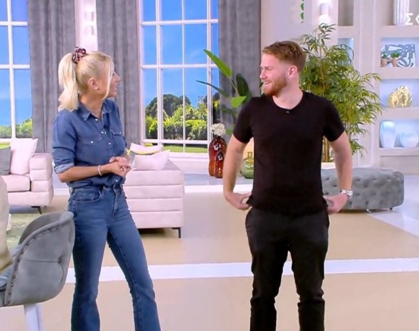 KateSamiotou's tweet image. Icon!!!!!!!
Ήλθον, είδον και απήλθον 😂
#jameskafetzis 
#faystime 
#survivorGR 
#mono_james 👑💙