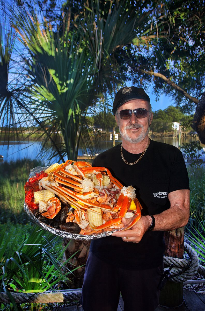 #FridayFun is finally here! 
Captain Jack has a sampler ready for you!
Join us today, we open at noon.
.
'Where the elite eat in their bare feet.'
#seafoodrestaurant #savannahgeorgia #seafood #tybeeisland #unique #fun #instagood #instafun #visittybee #visit #waterview
