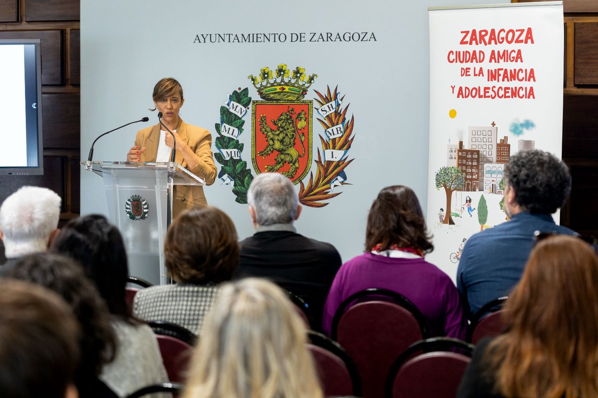 Hoy, nuestra consejera de Políticas Sociales, @MarianOros, ha presentado el II Plan de Zaragoza para la Infancia y la Adolescencia (2024-2027), dotado con 95 millones de euros para desarrollar 89 programas enmarcados en 28 objetivos estratégicos. Info. > zaragoza.es/sede/servicio/…