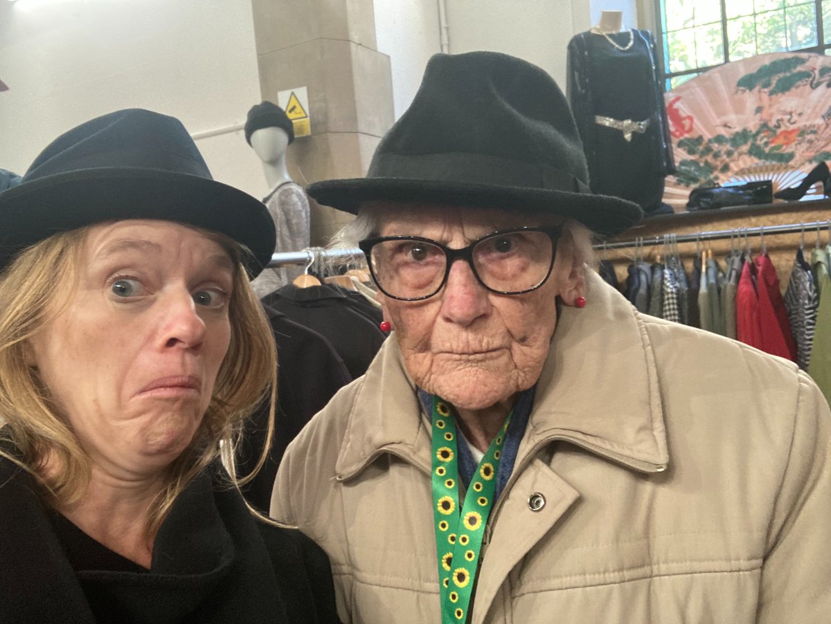 And.... introducing Joyce. My brilliant friend + neighbour - 94 yrs next week. One of my favourite pics of me and her larking about together at @Emmaussussex trying on hats + doing our best detective impressions (Dec 2022). We see or speak to each other most days #GIW2024 (4/4)