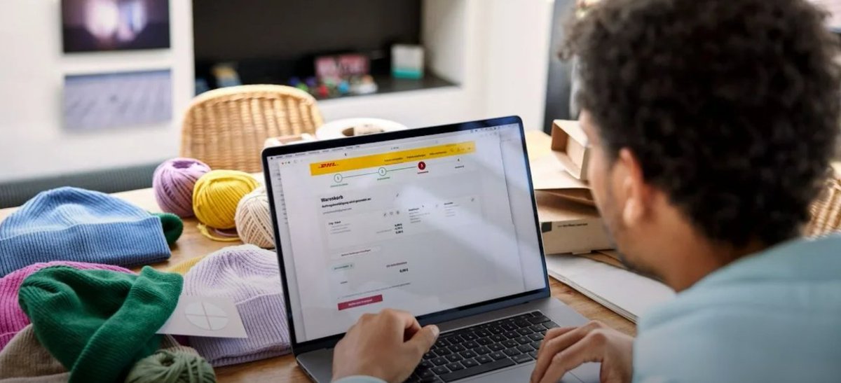 3 steps to improve website interface 🌐:

1. Understand your consumer and their behaviour on your website
2. Remove all redundant features
3. Improve visual elements

Explore this subject further: dhl.com/discover/en-my…
