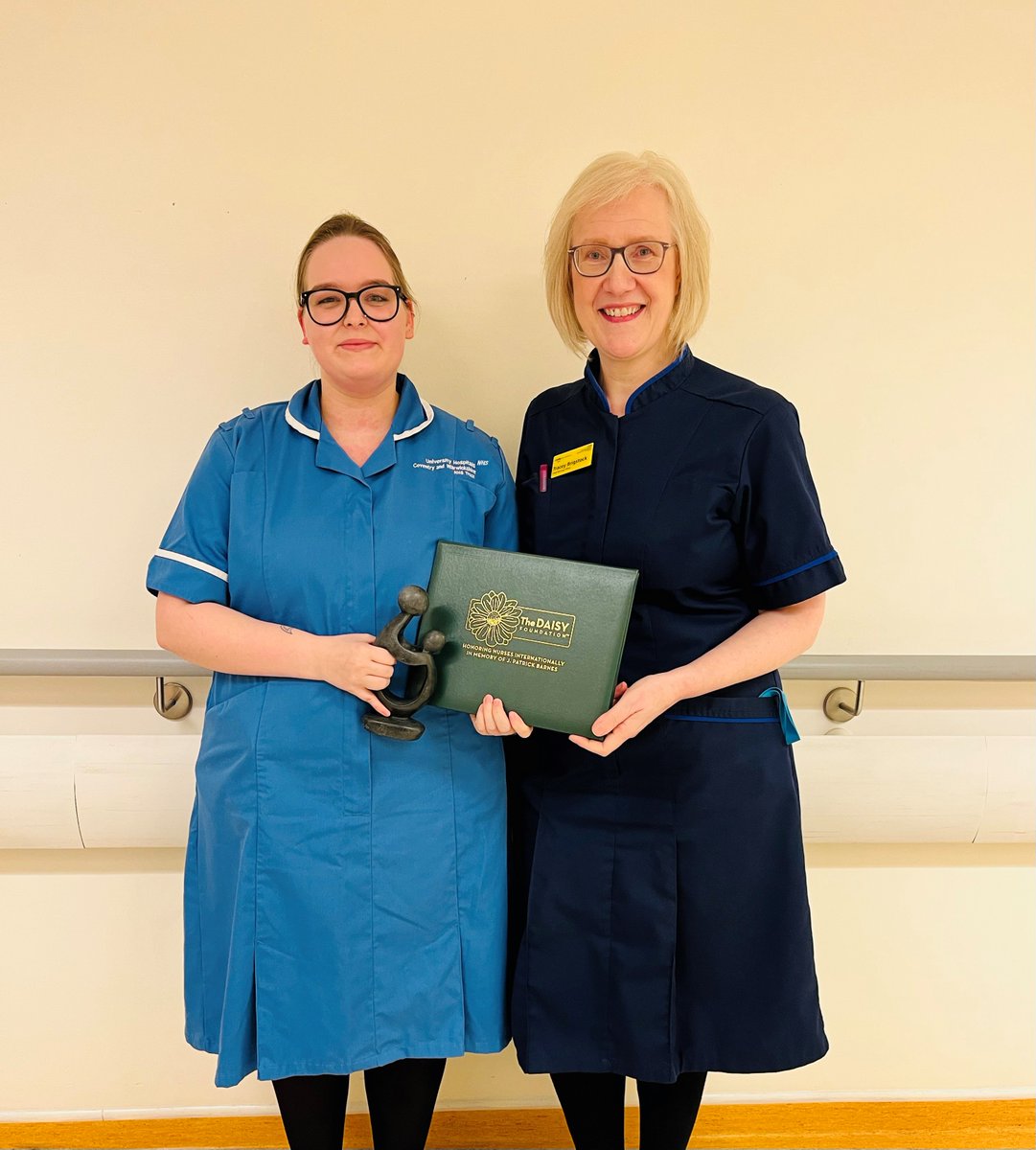 🌼Mollie, a Registered Nurse in our Medical Assessment Unit, is our latest DAISY Award honouree. Mollie was nominated by a patient who came in with high blood pressure and suffered an anxiety attack. 💙Well done Mollie!