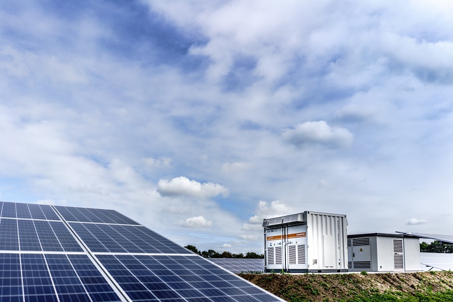 The International Energy Agency (IEA) predicts a game-changing shift towards renewable energy, driven by plummeting battery costs.

Read more: ow.ly/iHMJ50RoQpa

#RenewableEnergy #EnergyStorage #SustainableFuture #SolarNEWS

Photo from Engie