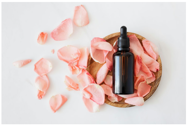 Descubriendo las increíbles y a la vez prácticas propiedades que tienen los aceites esenciales.. te van a sorprender! 🌱🌿🌸 superficiales.net/2024/04/8-acei…