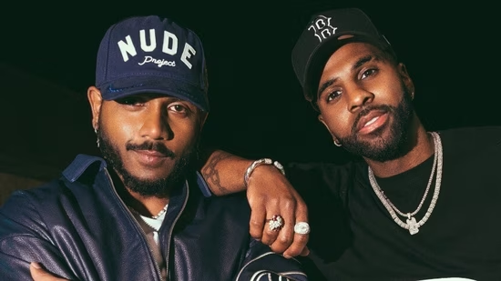 Singer King (<a href="/iamashking/">Ash King OFFICIAL</a>) collaborates with Jason Derulo (<a href="/jasonderulo/">Jason Derulo</a>) for his next party song 'Bumpa'

#Music #JasonDerulo #King 

indiatoday.in/music/story/si…