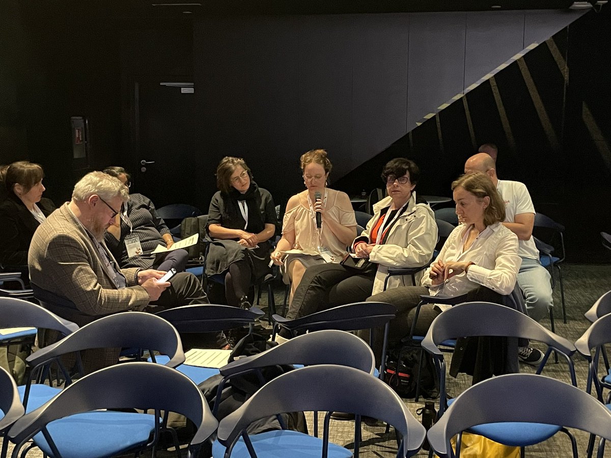 OPERASEU's tweet image. Participants of workshop 10 at #OPERAS2024 present &amp;amp; discuss the results of their work on actions for responsible #researchassessment for different #stakeholders 

#OpenScience #SIG #Advocacy
