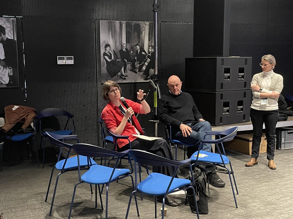 OPERASEU's tweet image. Participants of workshop 10 at #OPERAS2024 present &amp;amp; discuss the results of their work on actions for responsible #researchassessment for different #stakeholders 

#OpenScience #SIG #Advocacy