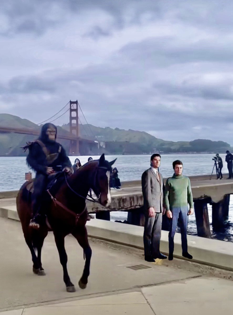 Did you see the #Apes  riding Horses near #FortPoint in #SanFrancisco ? Tony & Doug did from #TheTimeTunnel and they were confused too as usual. #METV