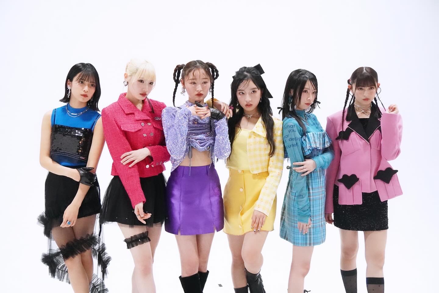 GMFl7BDa8AA7wP2?format=jpg&name=large