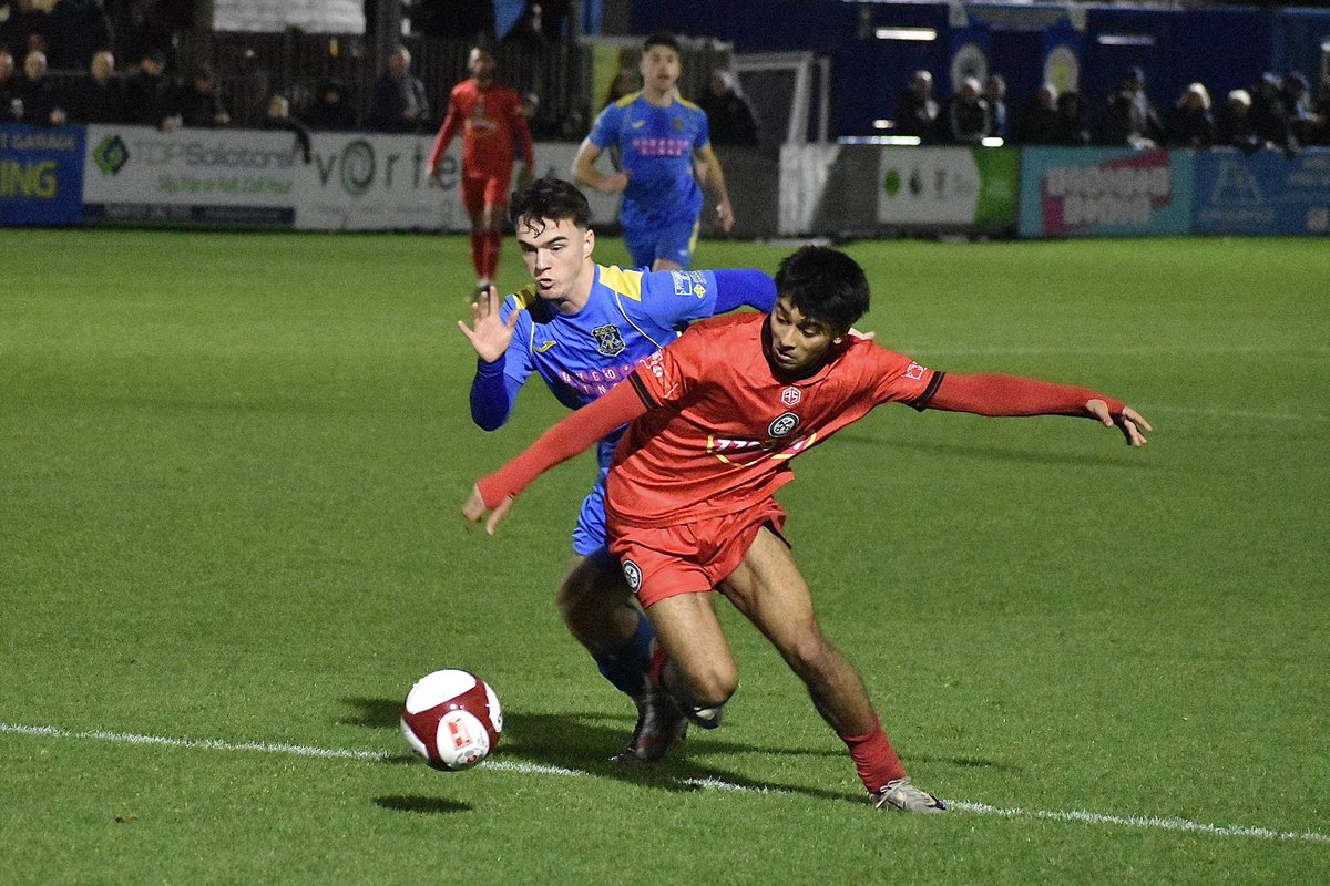 Looking forward to my firstever trip tomorrow to Keys Park to watch the @NorthernPremLge West Division game between @Hednesford_Town and @Bootle_FC 
Pictures are from Hednesfords win at Bootle earlier this season 📸