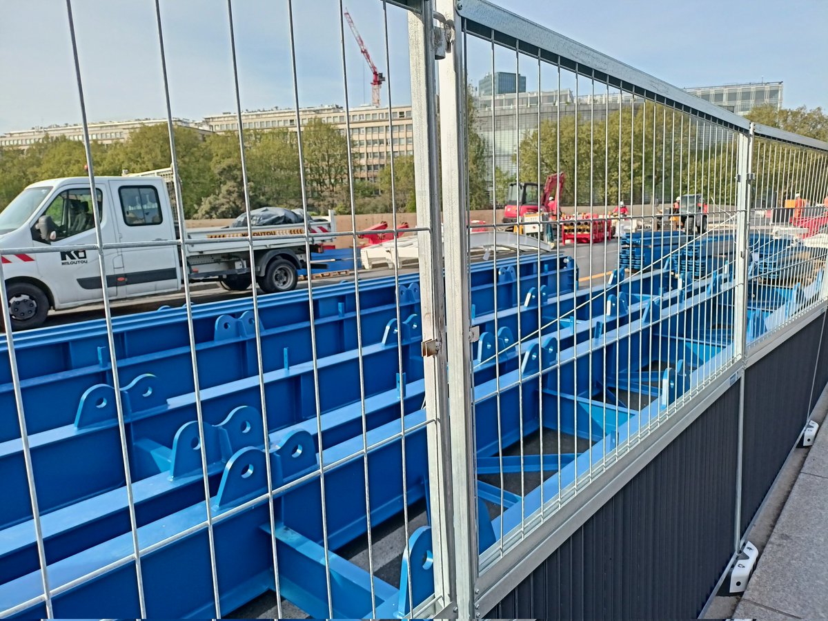 Des nouvelles de l'assureur du bateau qui a percuté le pont de Sully ? 🫣