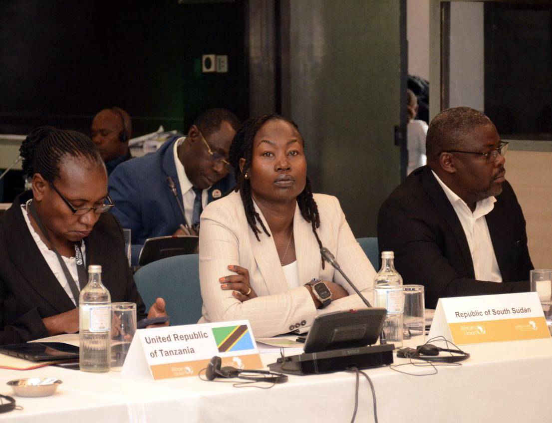Ministry of Health Republic of South Sudan (@mohrss2011) on Twitter photo Minister @HonYolandaDeng at 2nd Eastern Africa Steering Committee meeting on fulfilling <a href="/AfricaCDC/">Africa CDC</a> mandate.
We're committed to working with neighbors & regional health bodies (EAC, EAHRC-Nairobi) to share expertise & build a stronger health network for Africa! #HealthSecurity Minister @HonYolandaDeng at 2nd Eastern Africa Steering Committee meeting on fulfilling <a href="/AfricaCDC/">Africa CDC</a> mandate.
We're committed to working with neighbors & regional health bodies (EAC, EAHRC-Nairobi) to share expertise & build a stronger health network for Africa! #HealthSecurity